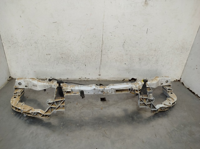 Soporte de radiador completo (panel de montaje para foco) Ford Escape  (2012-2019)