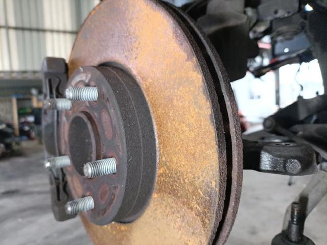 Freno de disco delantero Ford Focus 3 CB8
