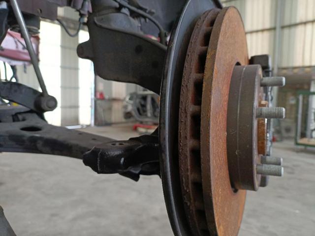 Freno de disco delantero Ford Focus 3 CB8