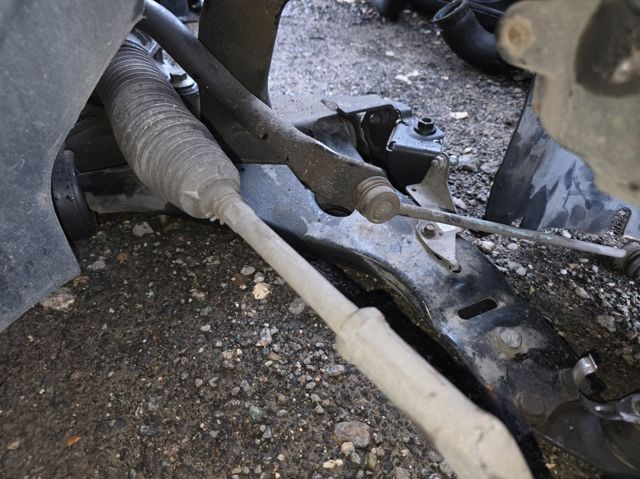 1793236 FORD Brazo inferior derecho de la suspensión delantera  en stock Gandía