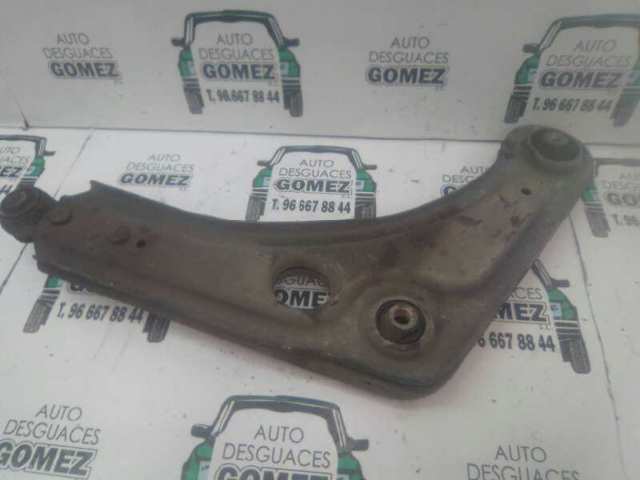 FORD 1796823 Brazo inferior izquierdo de la suspensión delantera  disponible Valladolid