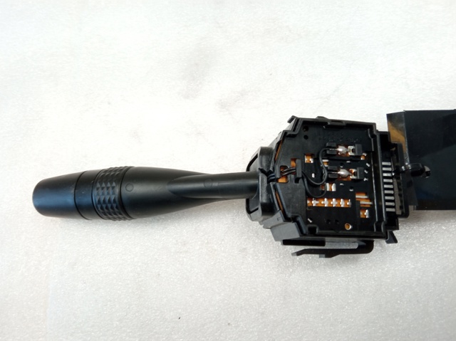 MITSUBISHI 17D714 Conmutador derecho de la columna de dirección  en stock Valencia