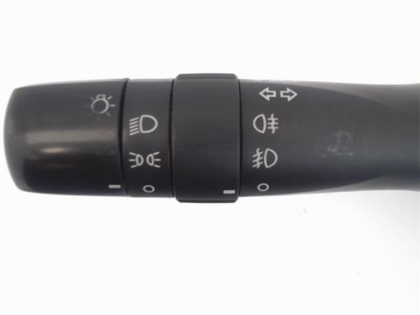 17F060 TOYOTA Conmutador derecho de la columna de dirección  disponible Vigo