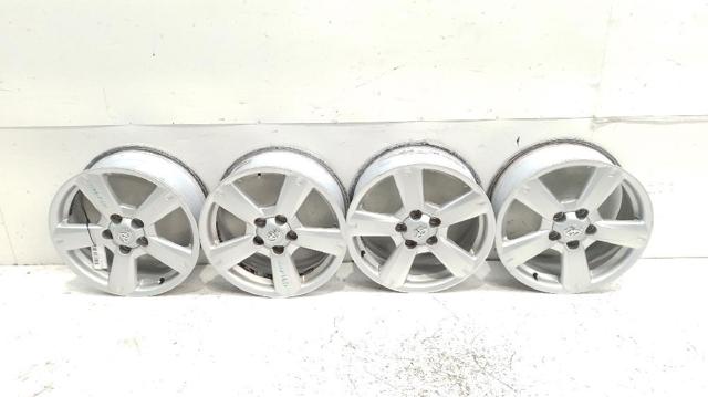17X7J Toyota