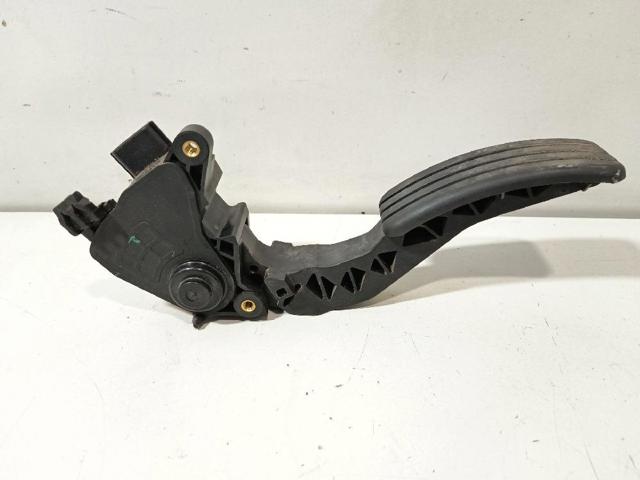 180020022R Pedal del acelerador  disponible Utrera