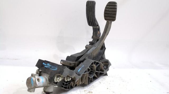 180020023R Renault (RVI)