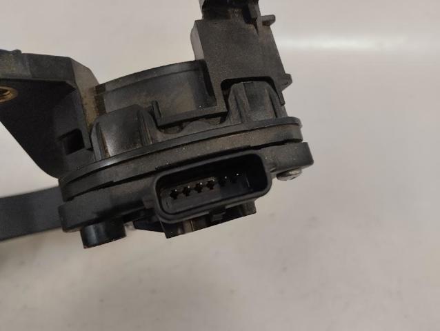 RENAULT 180022703RC Pedal del acelerador  en stock Terrassa