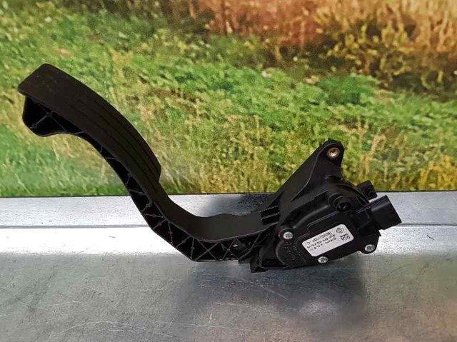 Comprar Pedal del acelerador Renault DUSTER I HS a bajo precio