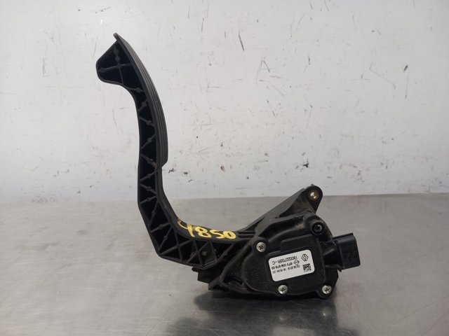 180022703RC RENAULT Pedal del acelerador  disponible Vigo