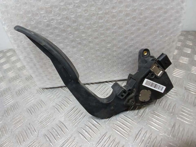 180023122R Pedal del acelerador  en stock Sabadell