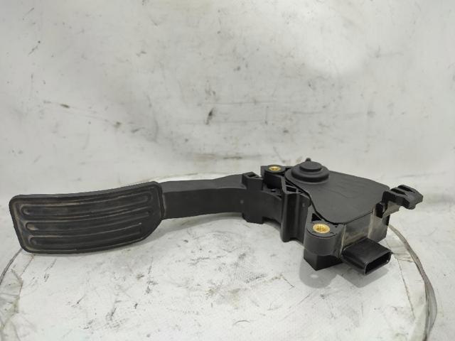 180023RA0B NISSAN Pedal del acelerador  comprar en Lleida
