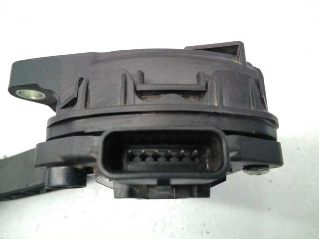 180024BA0B Pedal del acelerador  disponible Utrera