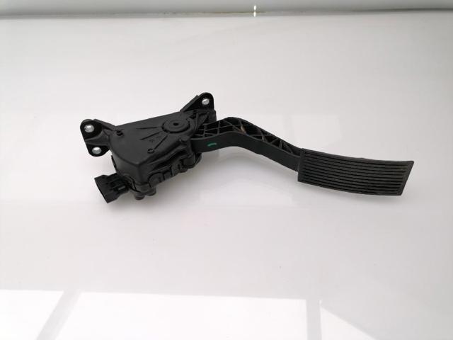 Pedal de aceleracion Nissan Navara (2014-2021)