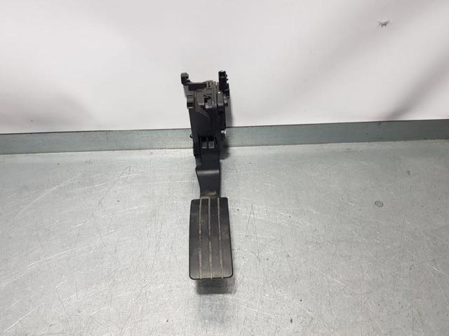 180029347R Pedal del acelerador  disponible Burgos