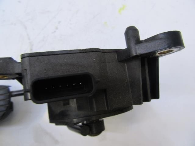 18002AX700 Pedal del acelerador  comprar en Reus