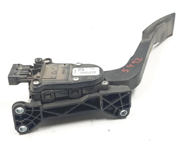 Pedal de acelerador Nissan Navara D40
