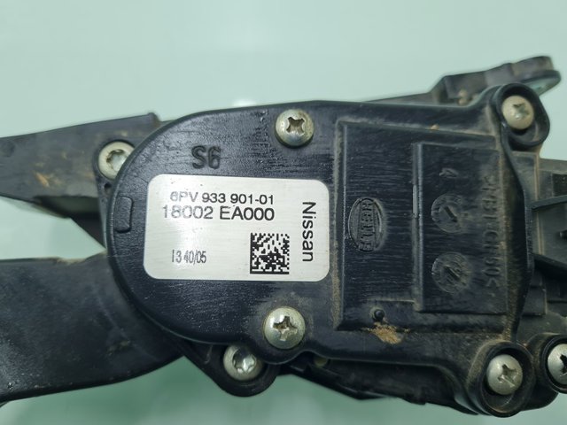 18002EA000 NISSAN Pedal del acelerador  en stock Córdoba