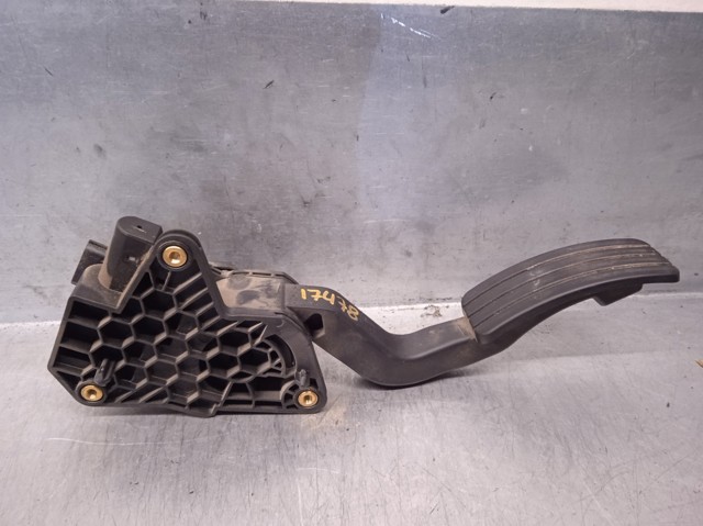 180050001R Pedal del acelerador  comprar en Zaragoza
