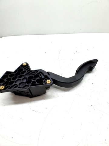 RENAULT 180050001R Pedal del acelerador  comprar en Albacete