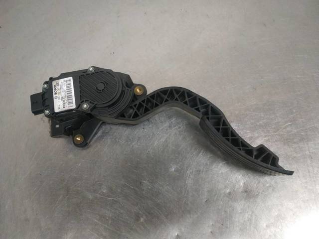 180050001R Renault (RVI)