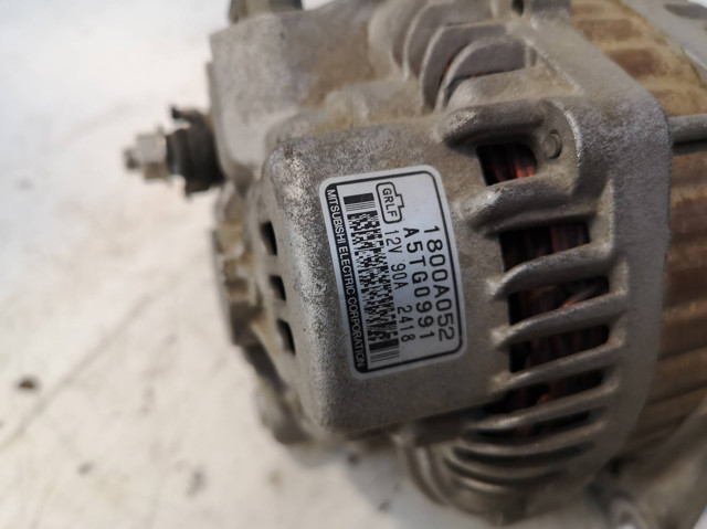 1800A052 MERCEDES Alternador  en stock Gandía