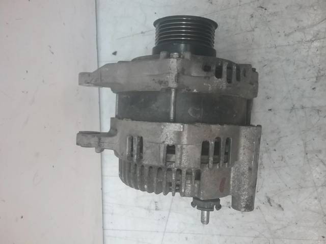 1800A334 MITSUBISHI Alternador  disponible Ourense
