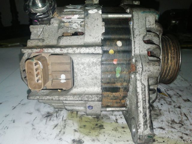 Alternador de coche 1800A359 Mitsubishi