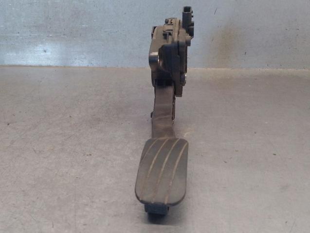 RENAULT 180101626R Pedal del acelerador  en stock Salamanca