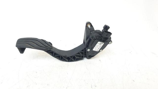 180108467R RENAULT Pedal del acelerador  disponible Alicante