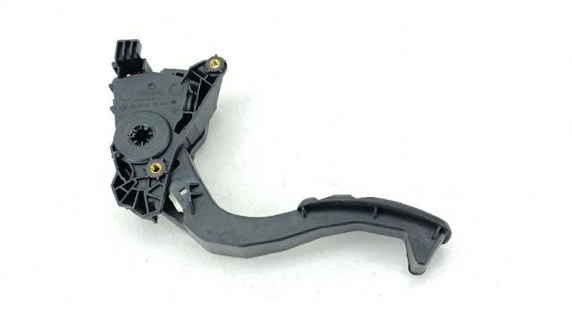 RENAULT 180108467R Pedal del acelerador  en stock Terrassa
