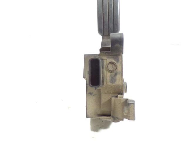 RENAULT 180108712R Pedal del acelerador  comprar en Albacete