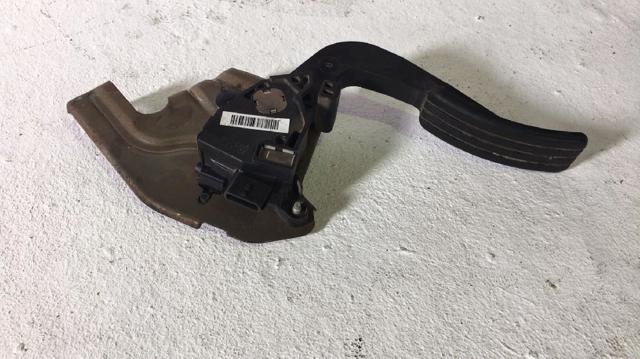 RENAULT 180108712R Pedal del acelerador  comprar en Ponferrada