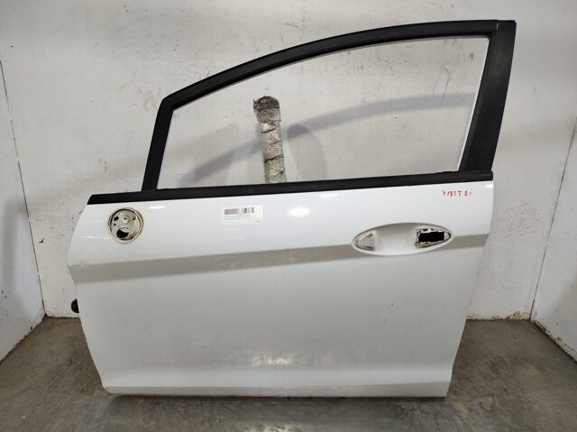 Precio del repuesto Puerta del conductor Fiesta VI hatchback