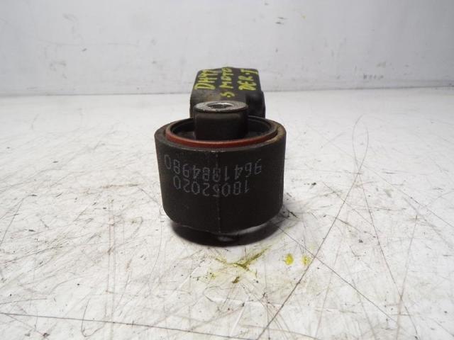 180674 PEUGEOT Soporte superior derecho del motor  disponible Alicante
