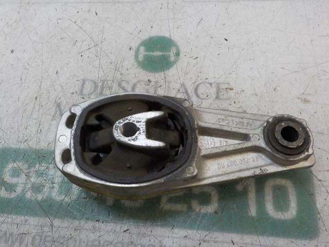 PEUGEOT 1806A6 Soporte trasero del motor  disponible Valladolid