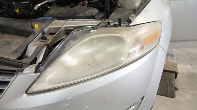 Luz frontal Ford Mondeo IV (CA2)