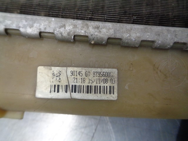 1814153 Radiador de refrigeración del motor  disponible Utrera