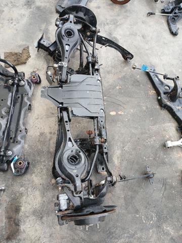 Puente trasero para Ford Kuga CBS