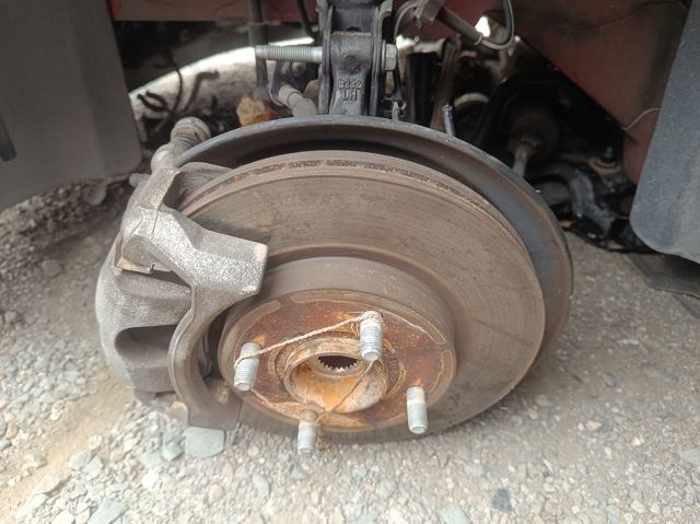 FORD 1822687 Mangueta delantera izquierda  en stock Valencia