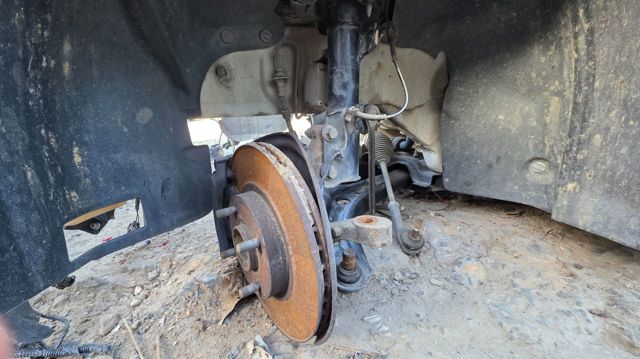 Mangueta delantera izquierda 1834241 FORD