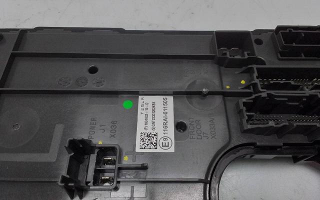 Comprar Módulo de confort Tesla Model 3 5YJ3 a bajo precio