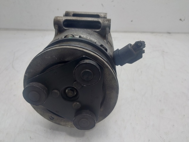 1858669 Ford