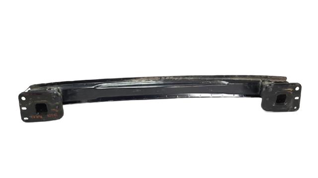 Refuerzo paragolpes trasero Ford Focus 3 CB8