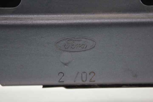 1860770 FORD Refuerzo parachoque delantero  en stock Gandía