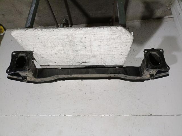 Refuerzo parachoque delantero Ford Focus 3 CB8