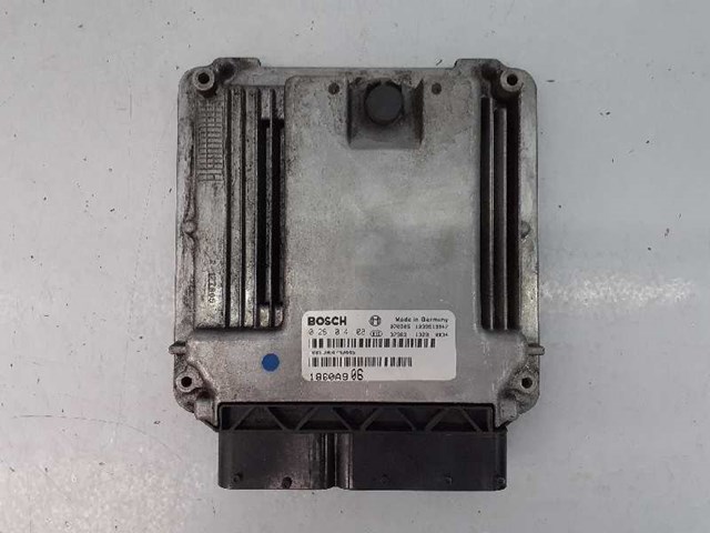 Unidad de control, mando del motor  1860A906 Mitsubishi