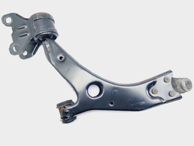 1865168 Brazo inferior derecho de la suspensión delantera  disponible Málaga