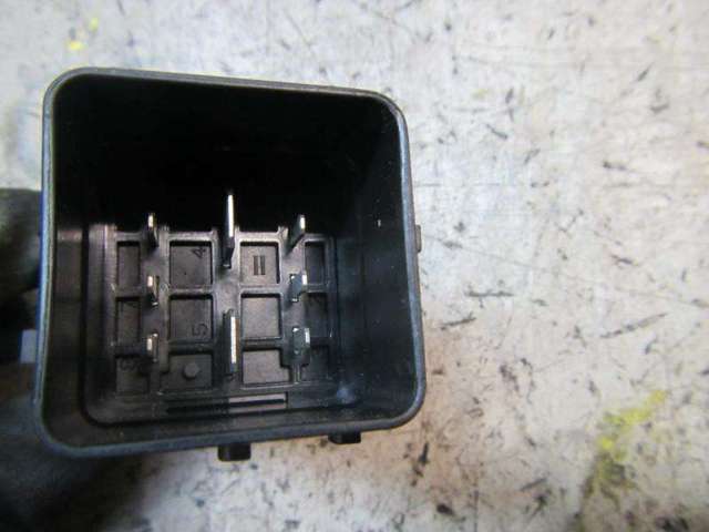 1865194 FORD Relé de los calentadores  en stock Gandía