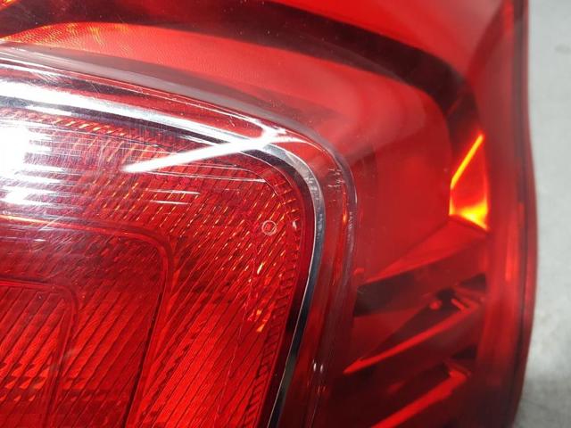 1877010 FORD Piloto trasero derecho comprar Madrid