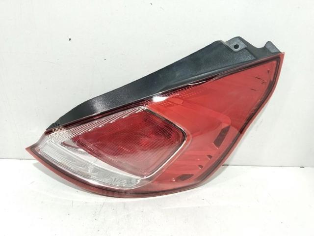 1877010 FORD Piloto trasero derecho  en stock Huelva